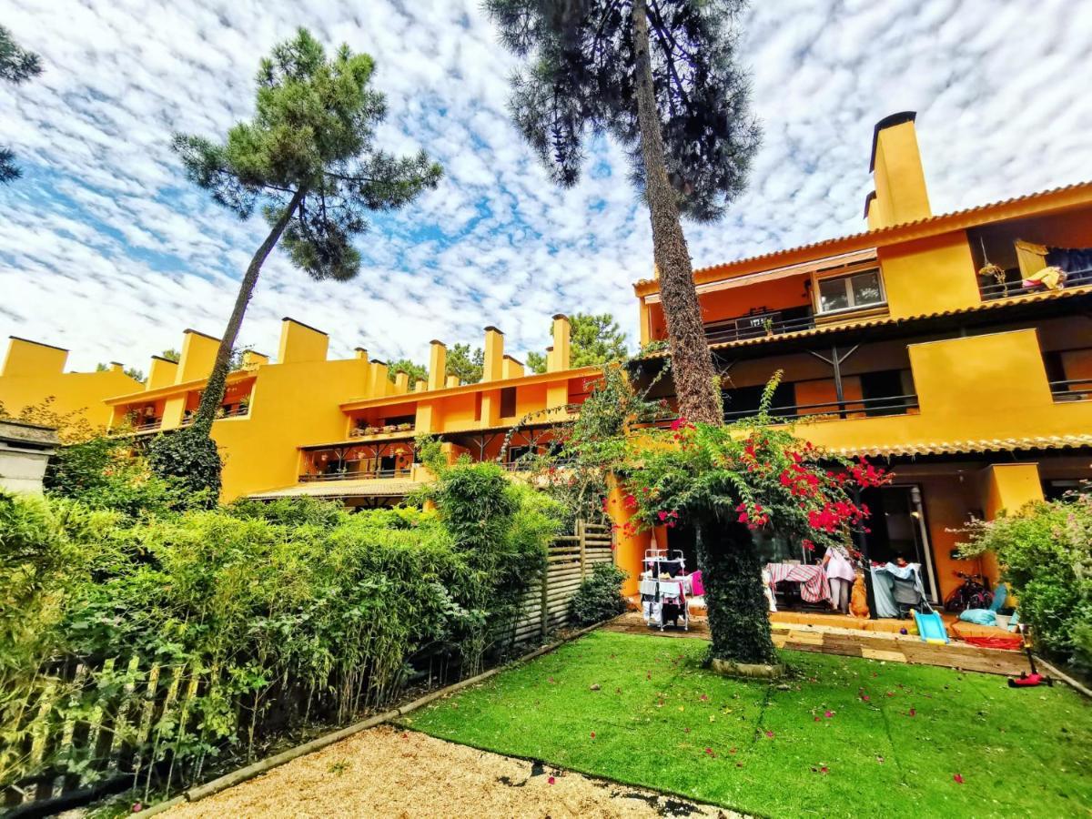 Dolphin Aroeira Beach Villa Шарнека Екстер'єр фото
