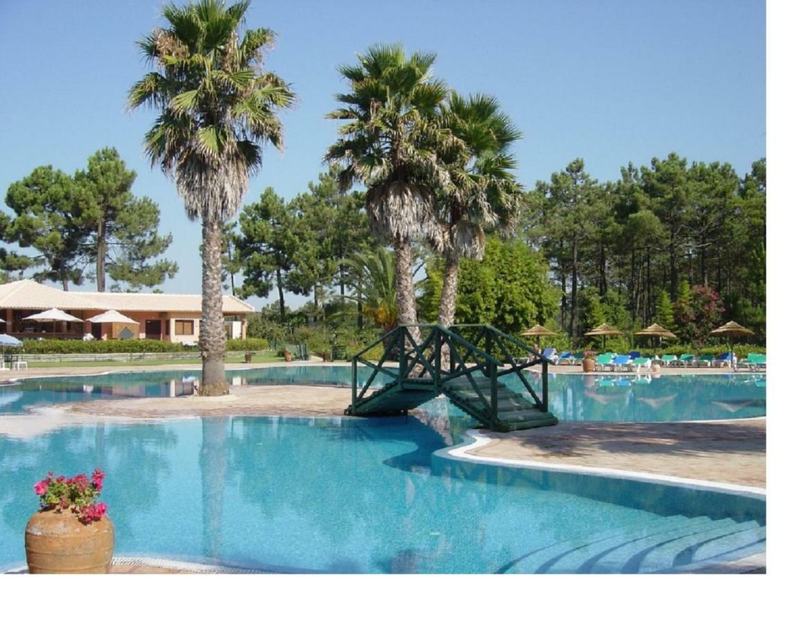 Dolphin Aroeira Beach Villa Шарнека Екстер'єр фото